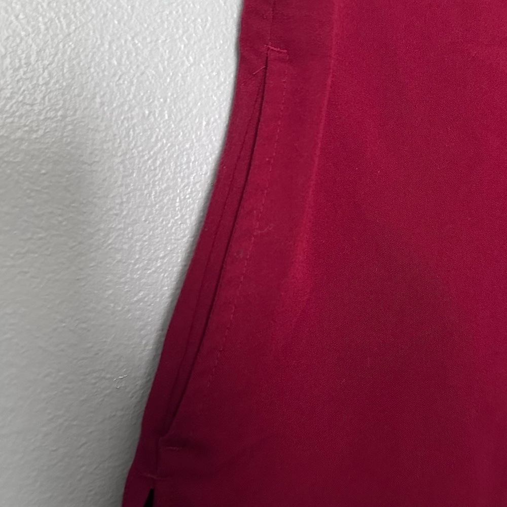 Jogger Scrub Set ( Burgundy) - Picture 15 of 17